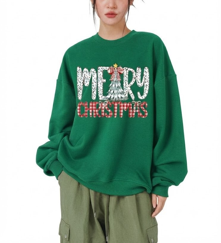 Merry Christmas T-Shirt – Cute Holiday Bow Christmas Tree Graphic Tee, Girly Xmas Gift