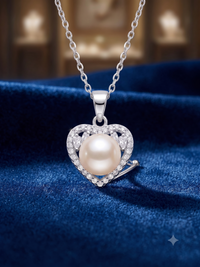 Heart-Shaped White Pearl Pendant Necklace, Luxury Self-Reward Jewelry for Women, Romantic Heart Necklace Gift for Yourself