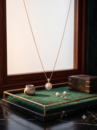 Gold Halo White Pearl Pendant Necklace, Luxury Self-Reward Jewelry for Women, Elegant Round Pendant Gift for Yourself