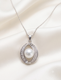 Oval Crystal Halo Pearl Pendant Necklace for Women, Luxury Self-Purchase Jewelry, Classic Modern Necklace