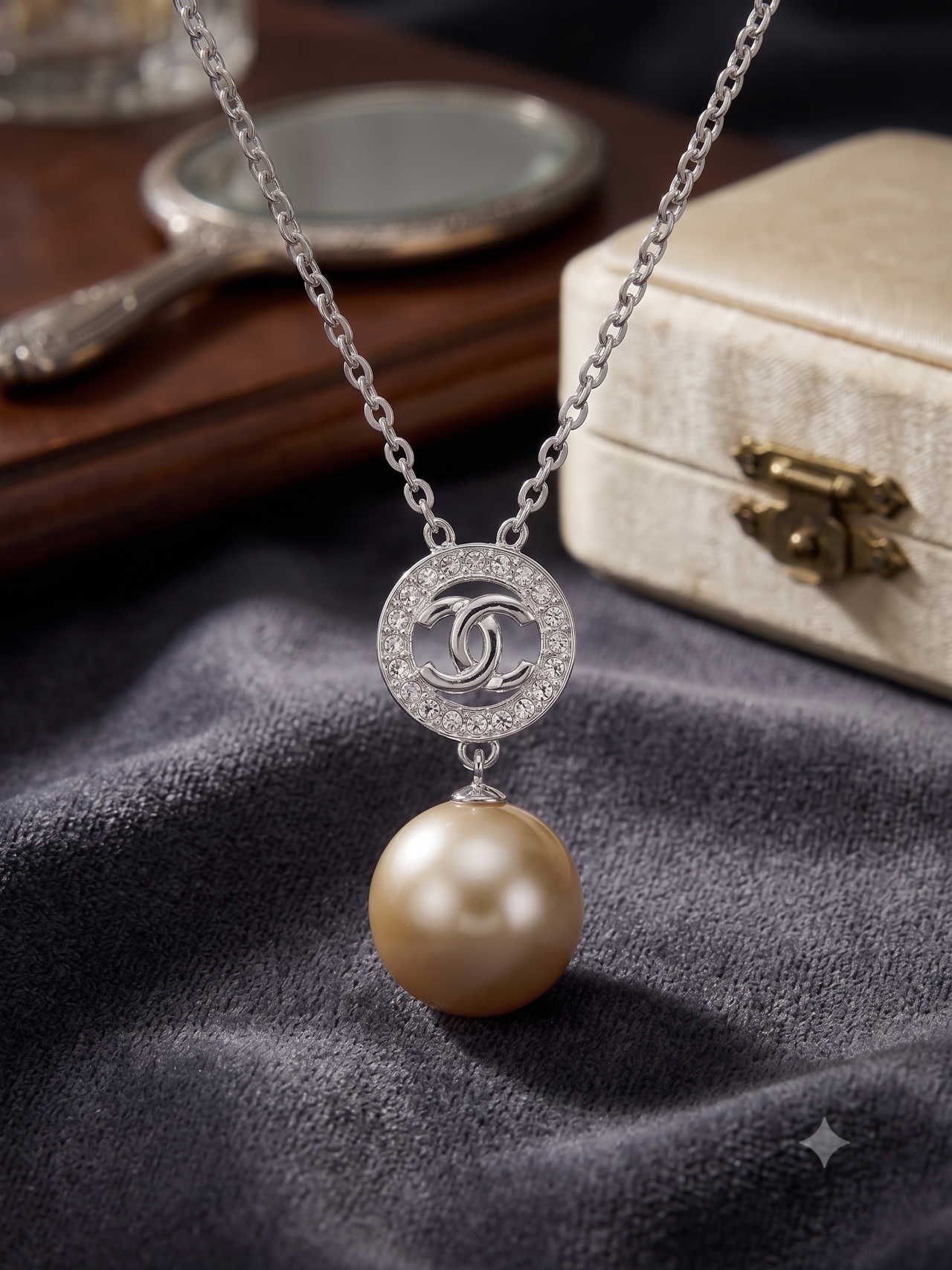 Interlocking CC Golden Pearl Pendant Necklace, Luxury Self-Reward Jewelry for Women, Elegant Designer-Inspired Necklace for Yourself