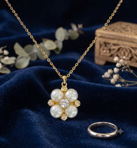Four-Leaf Clover Pearl Gold Pendant Necklace, Luxury Self-Reward Jewelry for Women, Elegant Flower Necklace Gift for Yourself