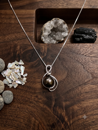 Swirl Dark Grey Pearl Pendant Necklace, Luxury Self-Purchase Jewelry, Classic Infinity Pearl Necklace
