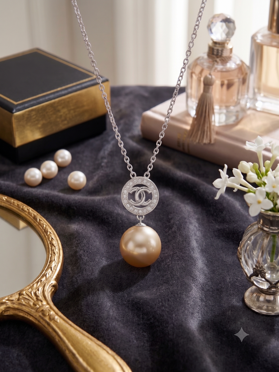 Interlocking CC Golden Pearl Pendant Necklace, Luxury Self-Reward Jewelry for Women, Elegant Designer-Inspired Necklace for Yourself