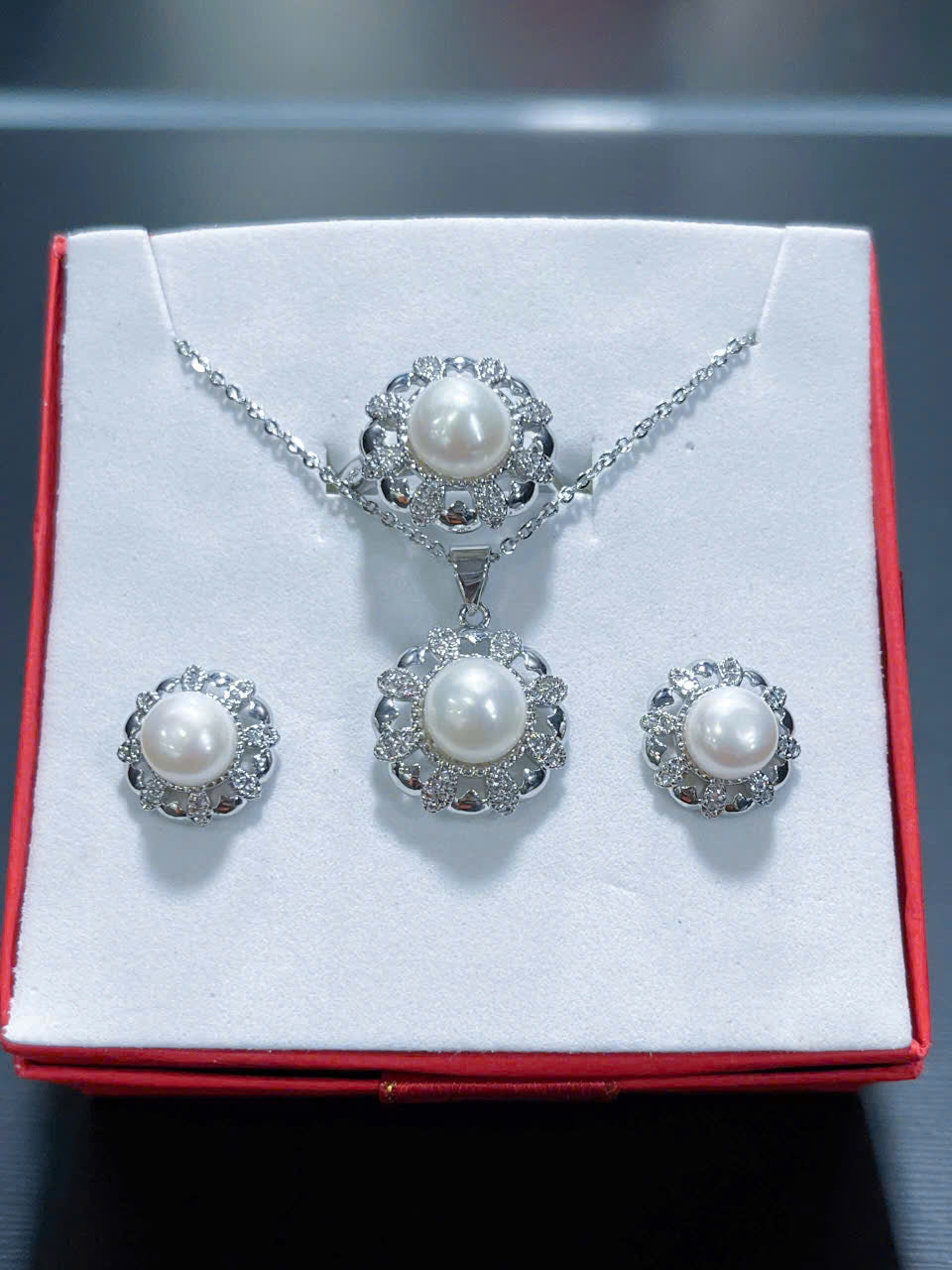 STERLING SILVER FRESHWATER PEARL, DESIGNED PEARL JEWELRY SET, NATURAL PEARL SET, ELEGENT JEWELRY SET, ELEGENT PEARL NECKLACE, WEDDING GIFT, PERFECT GIFT FOR HER