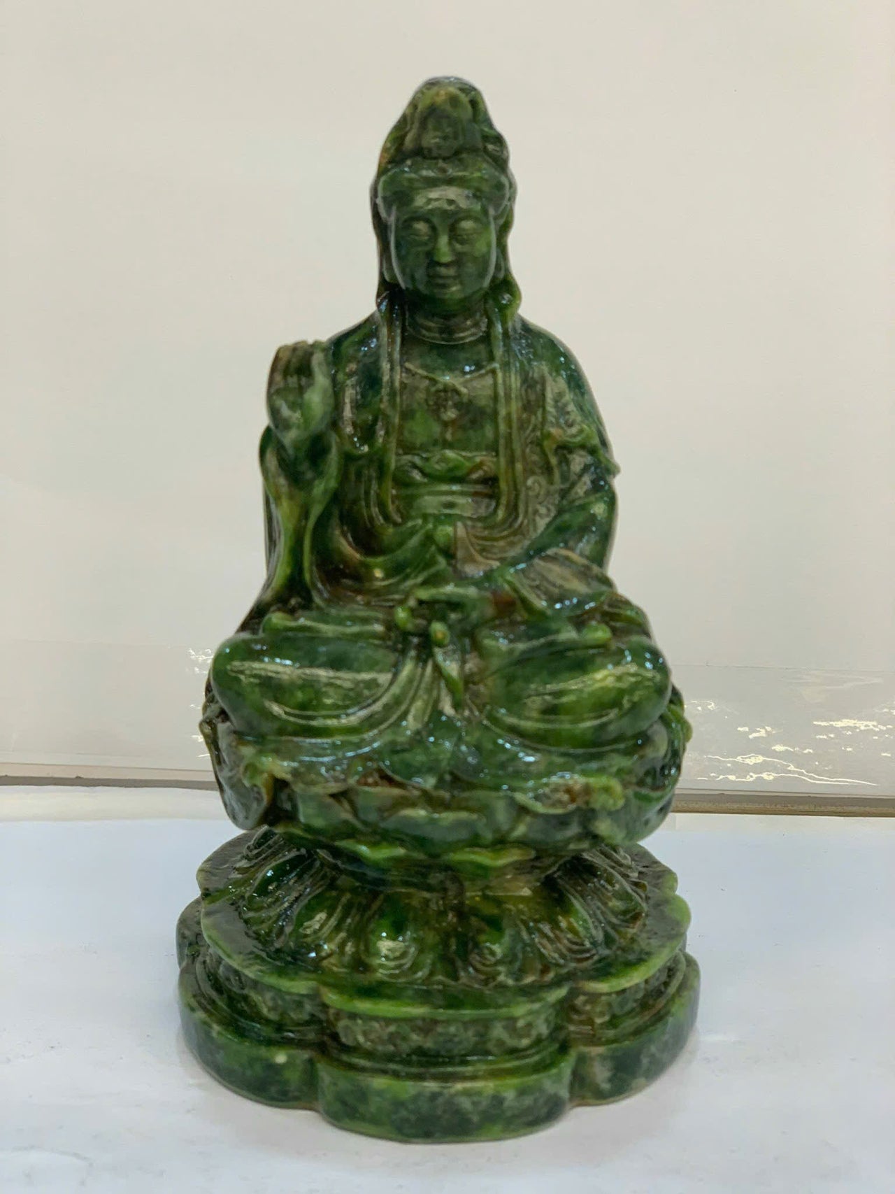 GUANYIN BUDDHA JADE STATUE, HANDCARVED JADE STONE BUDDHA, STATUE SMALL FOR HOME, SYMBOLIZES HAPPINESS AND GOOD FORTUNE, HOME AND GARDEN DECORATIVE