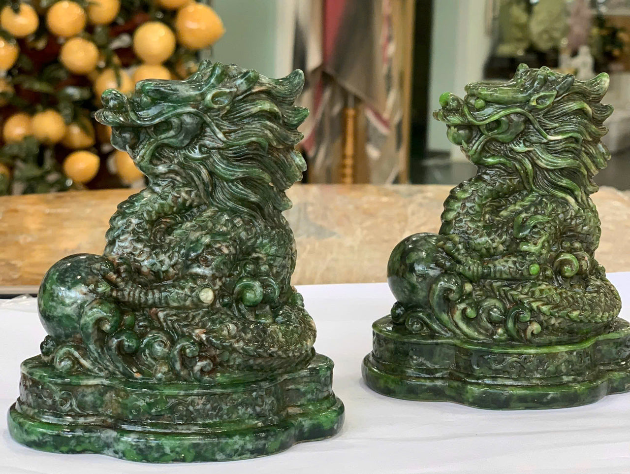 NATURAL JADE CARVED DRAGON, GREEN JADE STATUE, CREATIVE CARVING, HOME DECOR, LIVING ROOM DOOR DECOR WARDING OFF EVIL ENERGY, LUCKILY, FORTUNE FOR YOUR FAMILY